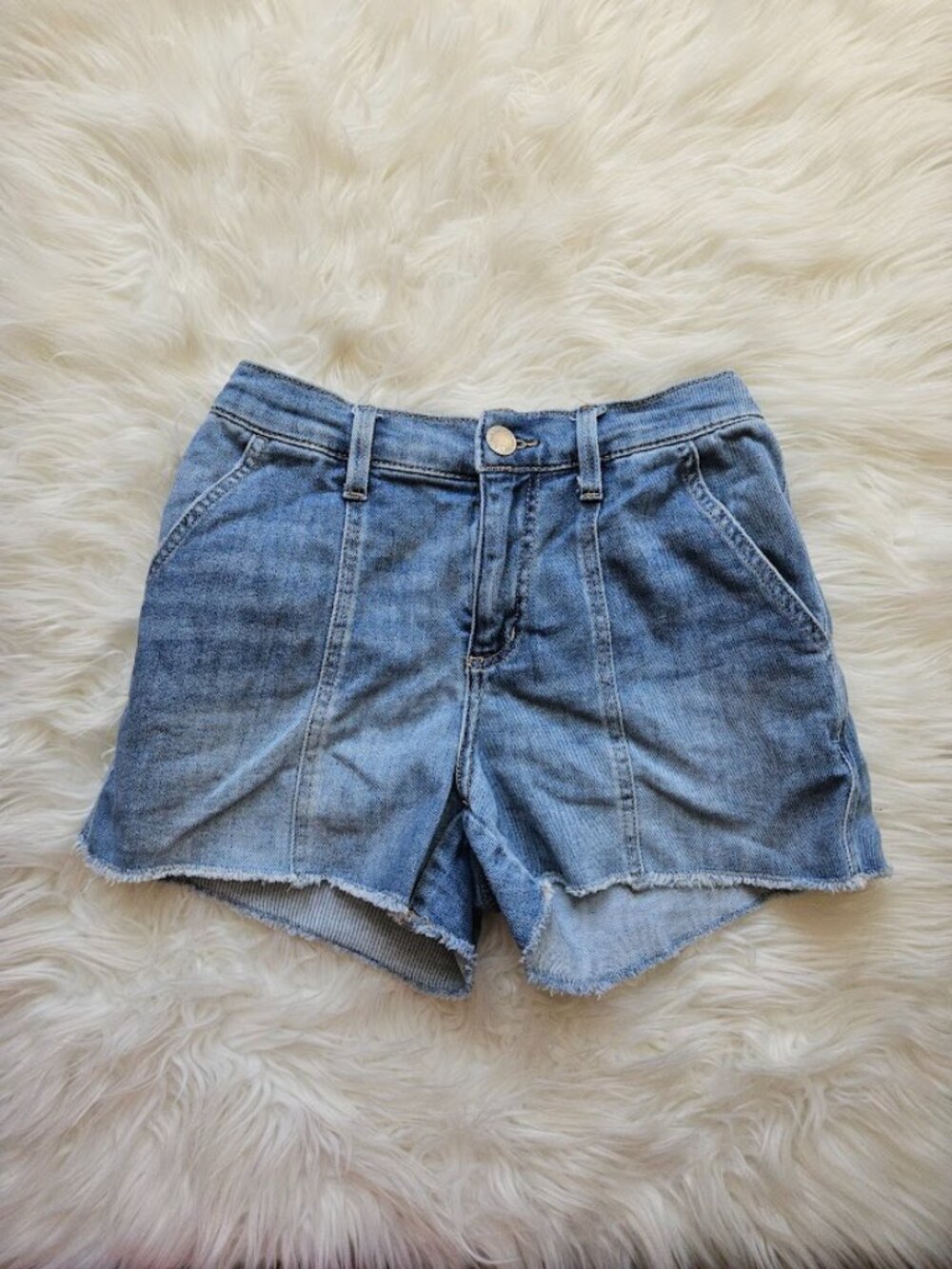 Maurices High Waisted Distressed Ripped Boho Jean Shorts XS Western Country XS